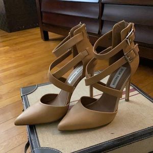 Steve Madden, 6.5. Tan color, used less than five times